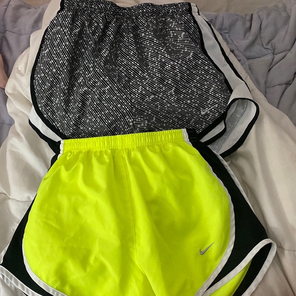 nike shorts - Picture 1 of 1